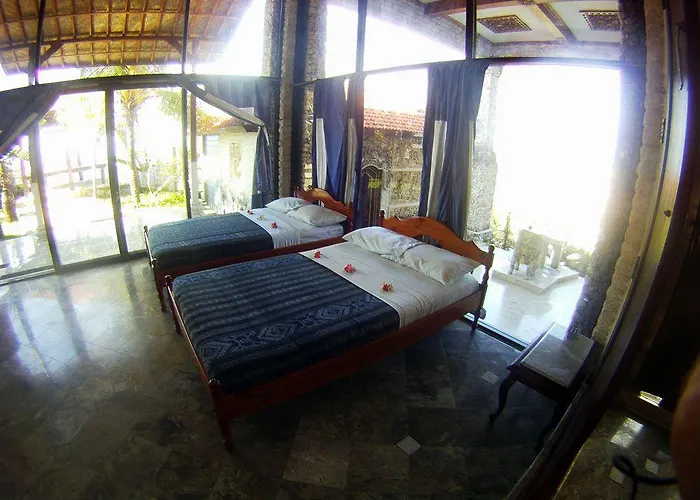 Uluwatu Mansion 3*