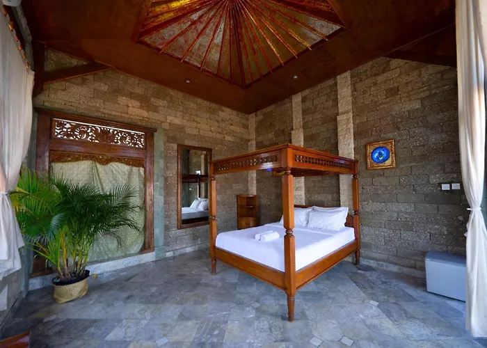 Uluwatu Mansion 3* Pecatu (Bali)