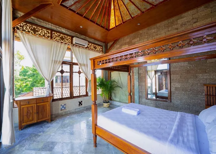 Holiday park Uluwatu Mansion 3*
