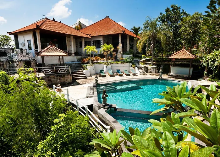Uluwatu Mansion 3*